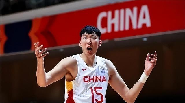 青岛男篮主将爆发，率队获得胜利