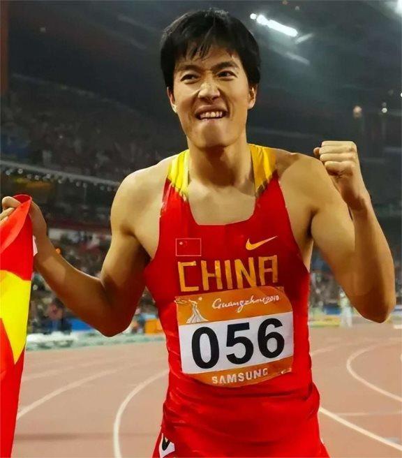 泰国代表团崭露头角，凭借毅力一路攀登巅峰